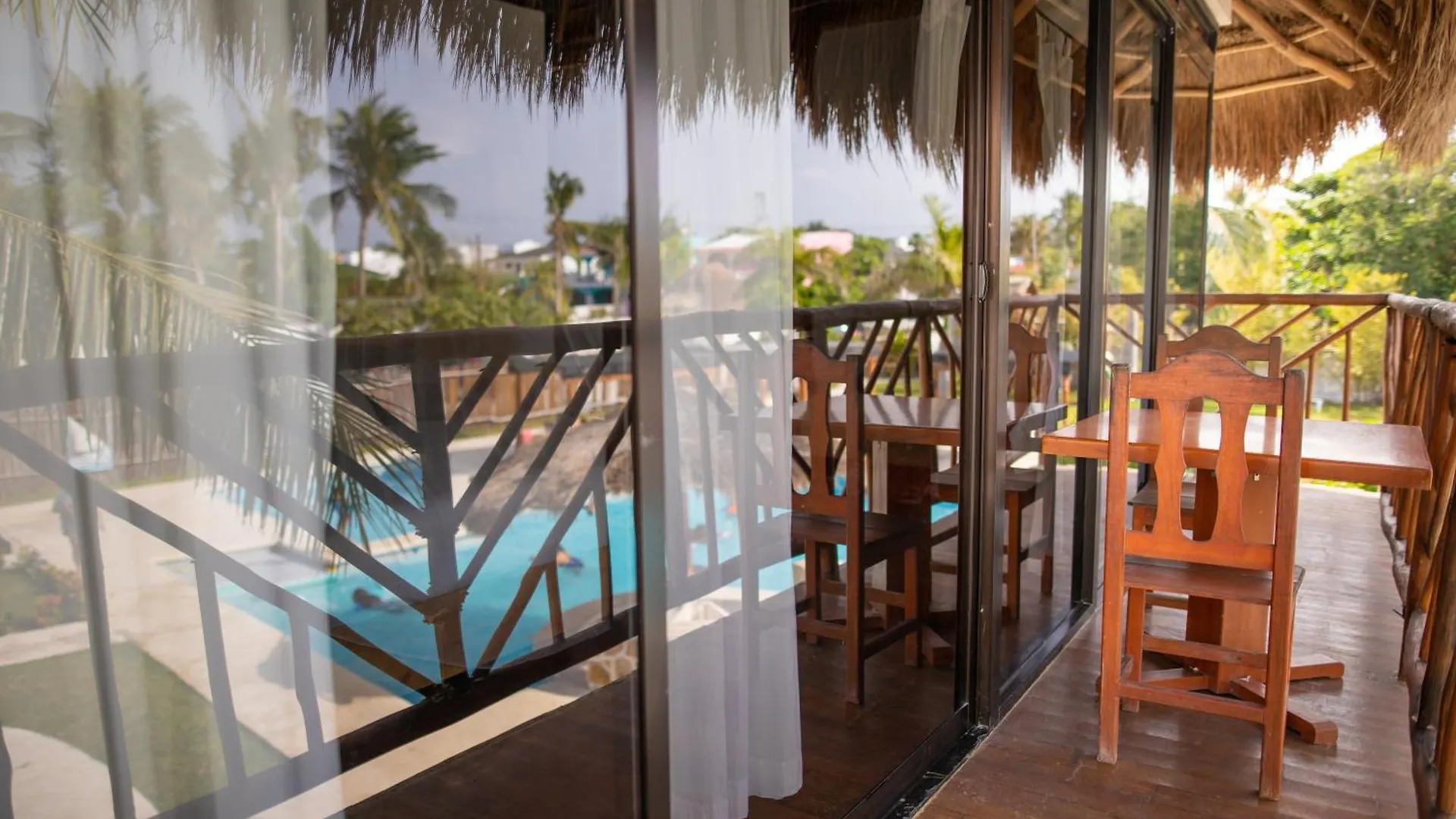 Kabanas & Beach Club Ojo De Agua بويرتو موريلوس 4*,  المكسيك